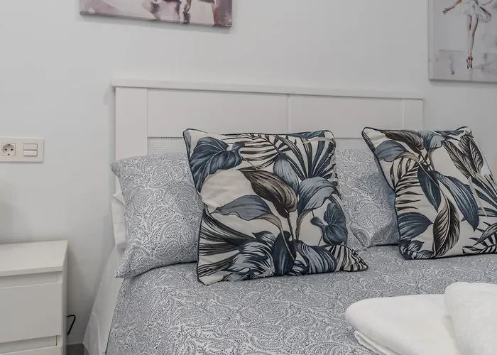 Tuguest Ronda Aparment 公寓 *